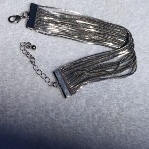 Bracelet silver toned